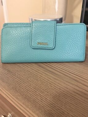 Fossil Women's Pebbled Leather Wallet - Teal